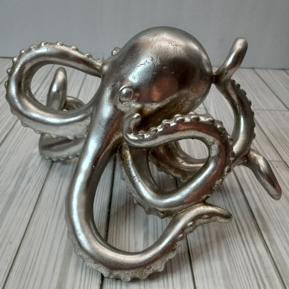 Decorative Silver Nautical Octopus Polyresin Statue Home Decor Accent - Picture 3 of 8